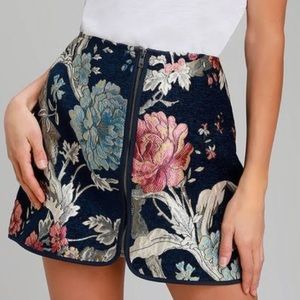 J Jack BY BB Dakota Women Blue Embroidered Floral Print Zip Front Skirt, size 2